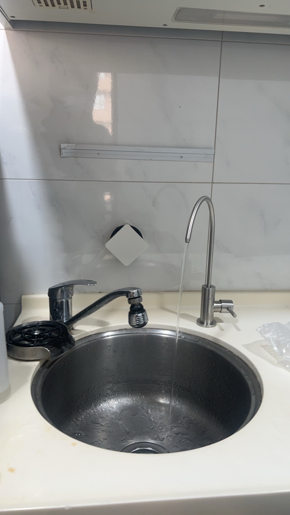 桃園區安裝案例 廚下淨水器 EGQ-6002 免桶子 大流量出水 即開即飲-禾迪宣 Hedixuan | 淨水器、廚下淨水、餐飲濾淨水、全戶淨水、廚下加熱龍頭、家用淨水器、淨水器安裝推薦，滿足喝水需求