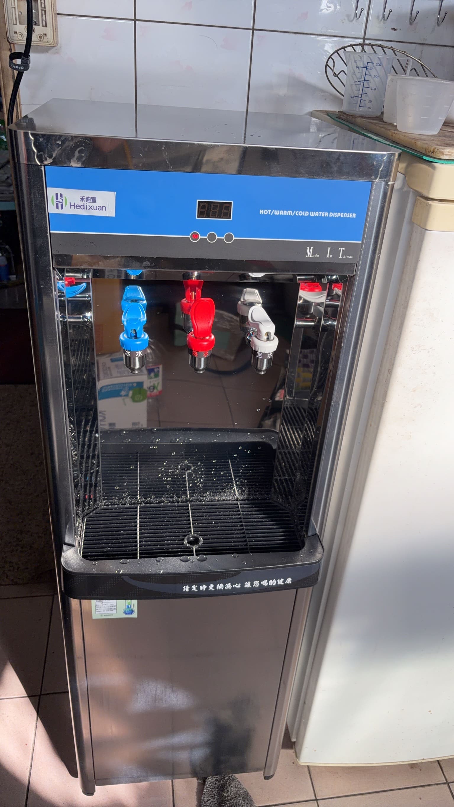 台中市 安裝案例 飲水機+EGQ-751-禾迪宣 Hedixuan | 淨水客製化、廚下淨水器、淨水器選擇推薦，滿足飲用水需求、生飲淨水工坊、RO機、台中淨水、新竹淨水、新北淨水、台南淨水，安裝淨水器